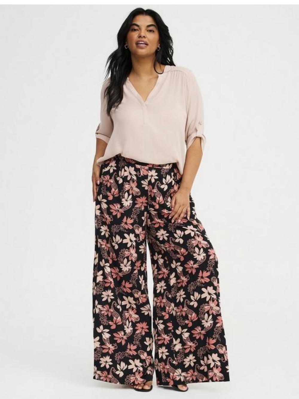 torrid Black Wide-Leg Pull-On Pants with Pink Floral Print 3 Short - Picture 6 of 8